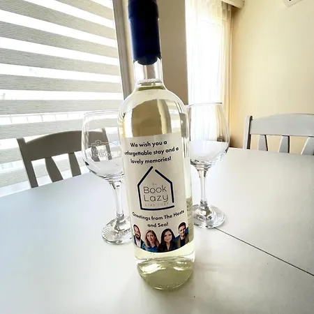 2br Garden Bay * Warna